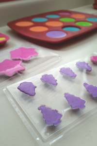 Make Homemade Chalk with your kids using easy, frugal ingredients.