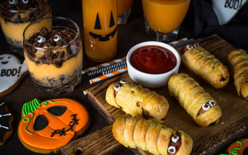 Easy Halloween Party Food For Kids - FAB Party Planning Mom