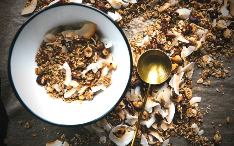 Make Your Own Pantry Staples Series: Katrina's Homemade Granola