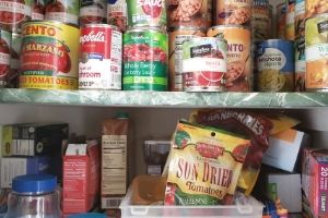 How To Figure Out What's For Dinner At The Last Minute | Frugal Fun Mom. It's dinner time and you have no idea what to cook. Not to worry! I can help you figure out what's for dinner at the last minute!