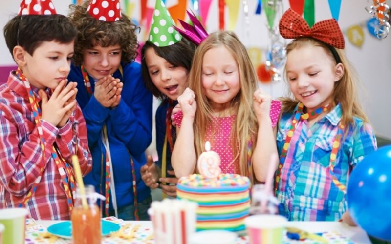 How To Plan A Kid's Party in 5 Easy Steps | FAB Party Planning Mom